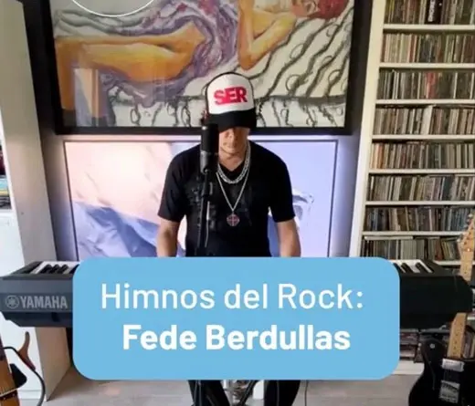 As, Fede Berdullas de Ser, cant el Himno Nacional Argentino en el  Festival De Mayo.